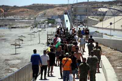 Italië verlengt grenscontroles voor reizigers uit Spanje met 15 dagen na crisis in Ceuta