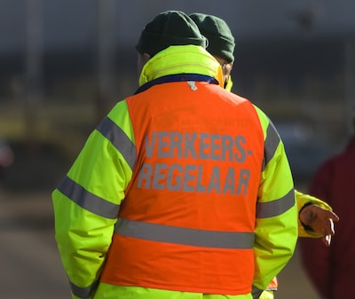 Klappen en scheldpartijen tegen verkeersregelaars tijdens A2-chaos: burgemeester Fröhlich is woest