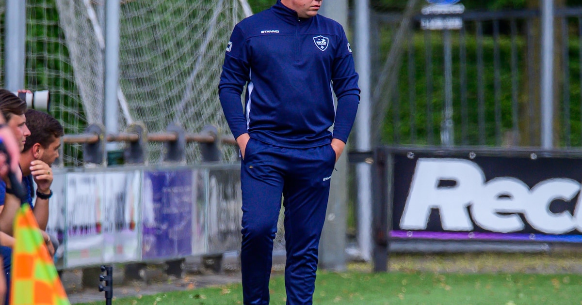 HSC’21 en trainer Zandstra per direct uit elkaar