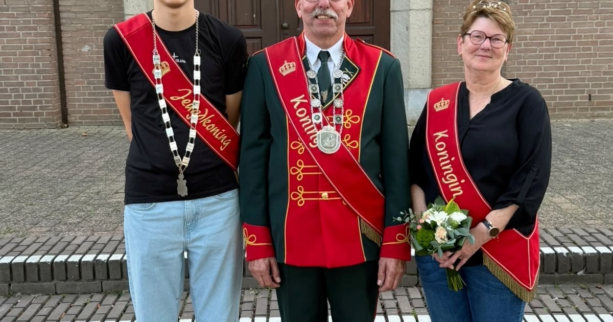 Rob Baars koning van Ulft en jonge kerkuilen geringd
