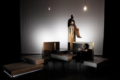 Toneelstuk Mouna & Walid in Agnietenhof