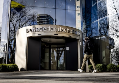 DNB gaat reorganiseren om 60 miljoen euro te besparen: ‘Zal grote impact hebben op onze mensen’