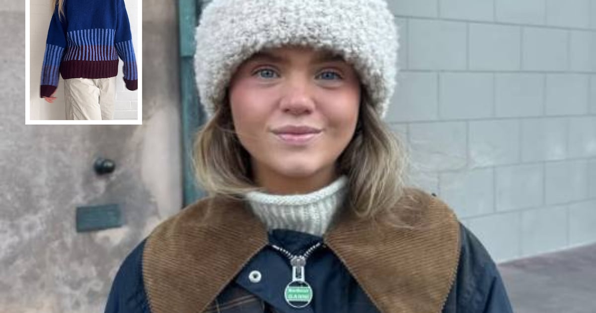 Deense vrouw komt zichzelf ongevraagd tegen als model op Temu ...