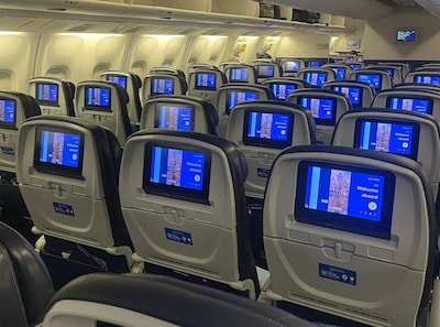 Veel lege plekken in het vliegtuig naar Amerika: boekingen vanaf Schiphol met een kwart gedaald