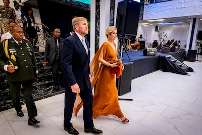 Toen ik de eerste beelden van Máxima in deze jurk zag, kreeg ik bijna medelijden met haar