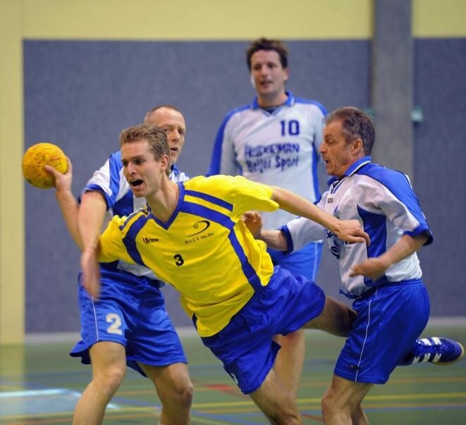 Hastu wil het handbal laten herrijzen | Foto | gelderlander.nl