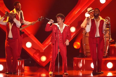 Bruno Mars brengt album The Romantic uit, maar zijn liefdesleven blijft vooralsnog geheim