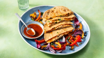 Wat Eten We Vandaag: Quesadilla's met pulled chicken en paprika