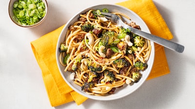 Wat Eten We Vandaag: Noedels met crispy broccoli