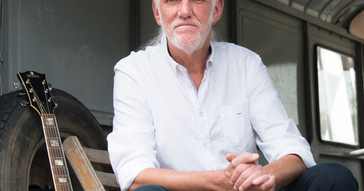 Dick van Altena geeft bevrijdingsconcert