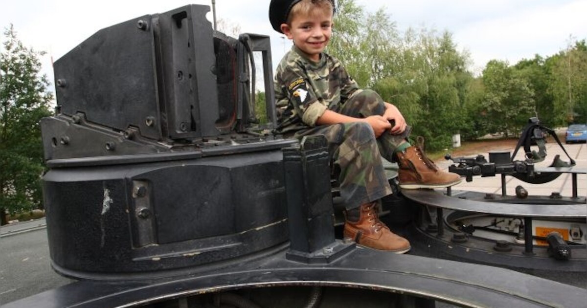Jelmer heeft de dag van zijn leven in een tank