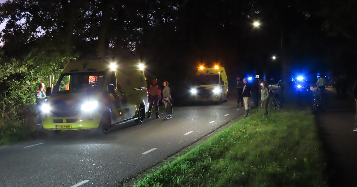 Zware aanrijding tussen auto en motor in Wilbertoord, bestuurder op verkeerde weghelft