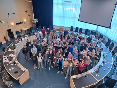 Basisschool De Wijngaard wint jeugdgemeenteraad in Doorn met plan voor bevrijdingsfeest
