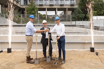 Bouw Westgebouw in Arnhem begint met tijdscapsule