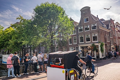Huizen rond beruchte ‘TikTokrij’ in Amsterdam dalen 11,4 procent in waarde