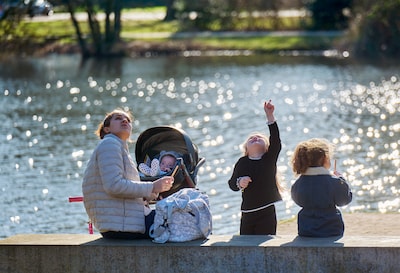Fijn zonnetje en fris windje op droge donderdag, maar echt lenteweer volgt pas na het weekend