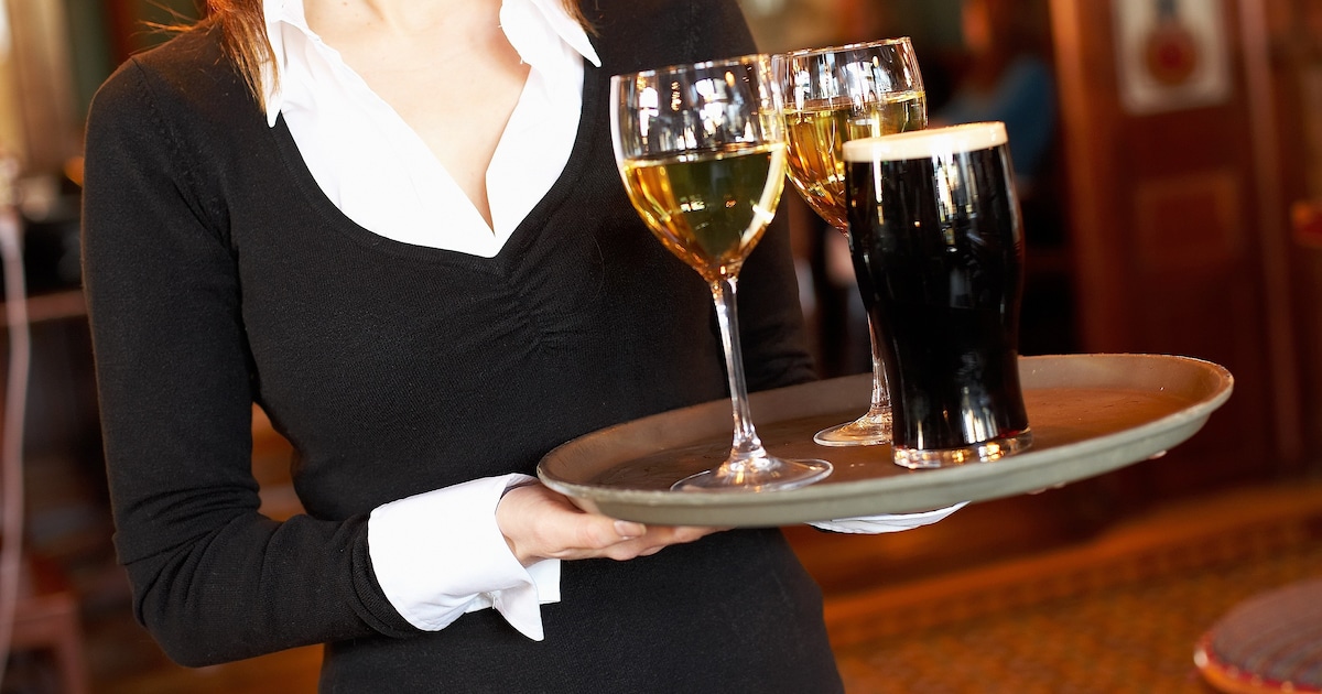 Restauranthouder hoeft nog niet de cel in voor ontucht met serveersters