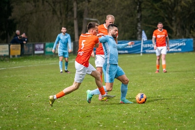 ESA lijdt zestiende verlies na 2-0 voorsprong • Reservekeeper OVC valt in als veldspeler • Dieren gr