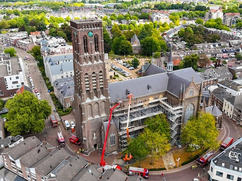 Brand in de kerk in het centrum van Oss.