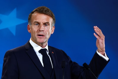 President Macron haalt uit naar Franse relschoppers: 'We tonen geen zwakte en zullen jullie straffen'