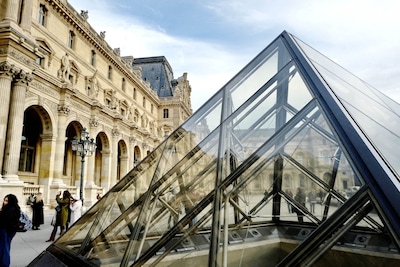 Louvre weer open na dagenlange staking, als er geen veranderingen zijn volgt later nog een staking