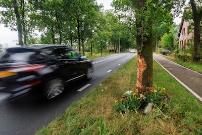 Twee provincies, één weg, geen oplossing: dit is waarom de N225 voorlopig niet veiliger wordt