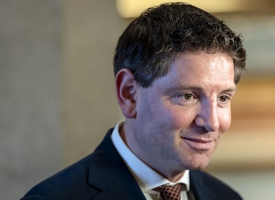 D66-fractievoorzitter Paternotte: korting op zwangerschapsverlof gaat van tafel