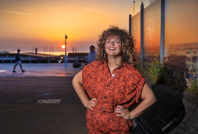 Danique (30) strijdt door na succesvolle actie vrouwveiligheid: ‘Het is wonderlijk dat we niet bozer zijn’