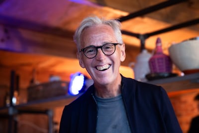 Mediaondernemer en journalist Derk Sauer (72) overleden aan gevolgen van zeilongeluk