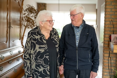 Na 60 jaar huwelijk twijfelden Berta (84) en Jan (85) over een feest, maar hun kinderen dachten daar heel anders over