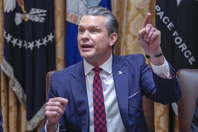 Zelfs Republikeinen geschokt over mogelijke oorlogsmisdaad van Pete Hegseth: haalt hij de kerst nog wel?