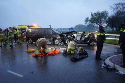 Ongeboren kindje overleeft frontale botsing niet: veroorzaker van ongeluk mag rijbewijs houden