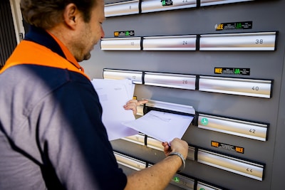 PostNL boos na boete van 6,9 miljoen euro voor trage bezorging: 'Dit is onbegrijpelijk en onverantwoord'