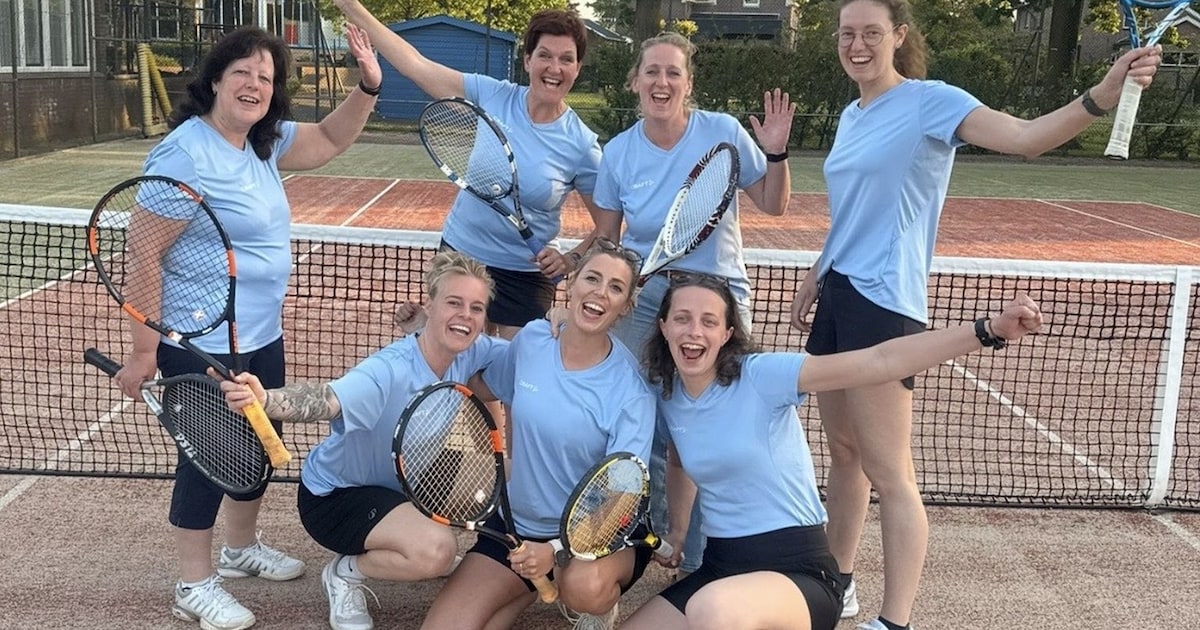Tennisdames Harreveld kampioen en Kerkkamp Aalten viert 50-jarig bestaan