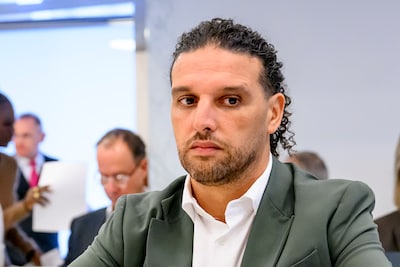 Ali B’s celstraf ging van twee naar drie jaar, maar als hij zich gedraagt zit hij toch ‘slechts’ twee jaar vast
