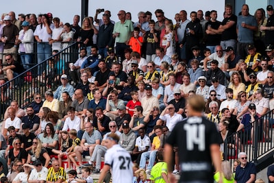 Vitesse-fans blij, maar nog niet klaar met de KNVB: ‘Laat ze maar betalen!’