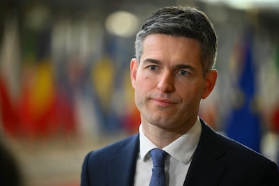 Minister Berendsen na dreigement van Trump: ‘Nederlandse inzet voor doorvaart in Straat van Hormuz niet uitgesloten’