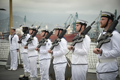 Britse marinier beschuldigd van spionage voor ‘buitenlandse mogendheid’