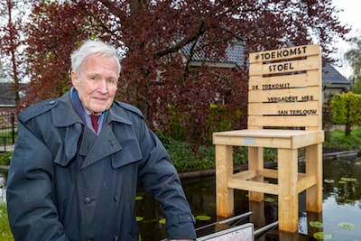De Toekomststoel van Jan Terlouw wordt in Culemborg weer afgestoft: kinderen moeten inspraak krijgen