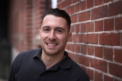 Fadi groeide op met linzensoep, gevulde druivenbladeren en kebab, maar is inmiddels ook gek op stamp