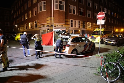 Man doodgestoken in Amsterdam-Oost