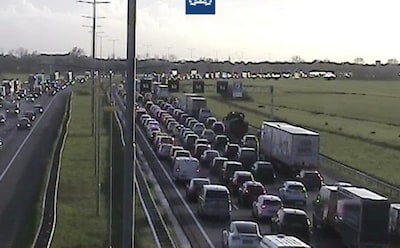 Ongeluk op de A12 ter hoogte van Harmelen richting Utrecht, file opgelost