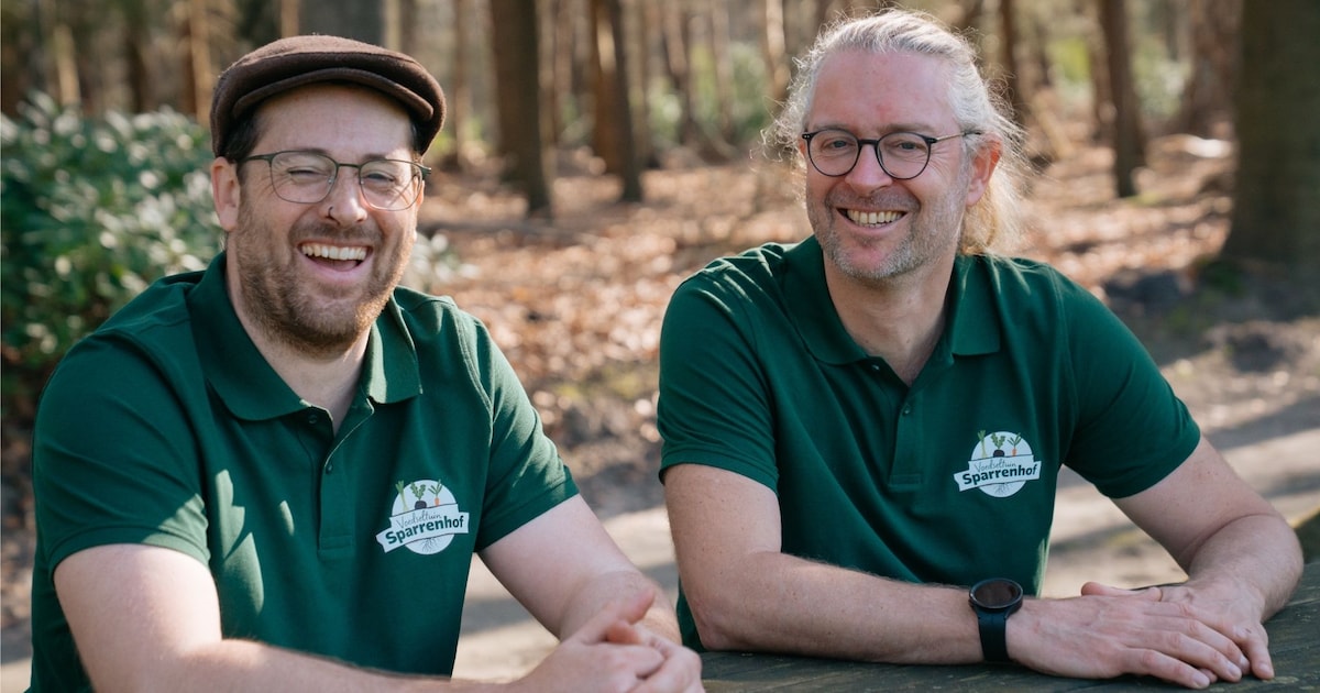 Henk en Bastiaan openen een voedseltuin in Tilburg: ‘Waar je zelf groenten oogst’