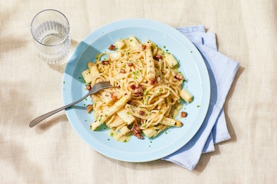 Wat Eten We Vandaag: Pasta carbonara met gegrilde asperges van London Loy