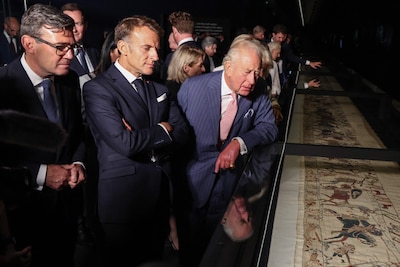 Tapijt van Bayeux na bijna duizend jaar terug op Britse bodem, Frankrijk stemde met flinke tegenzin in
