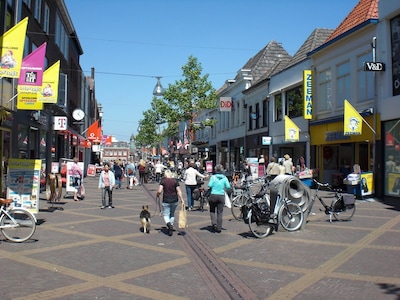 Koopzondag met livemuziek op het Simonsplein