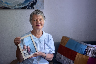 Maria wil dat iedereen op tijd vrienden wordt met de dood: ‘Mijn vader wist precies wanneer hij euthanasie wilde’
