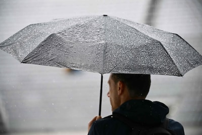 Grijs, nat en soms ook zonnig: komende dagen wisselvallig weer, 20 graden nog onzeker
