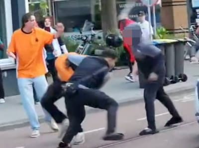 Uitbarsting met kettingslot na WK-wedstrijd, ook telefoon Oranjefan gestolen: man (20) opgepakt