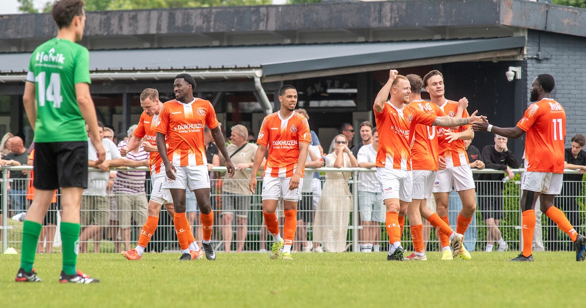 LIVE Amateurvoetbal | Spelers en stafleden belagen elkaar in Groesbeekse clash, GVA van 0-2 achter o